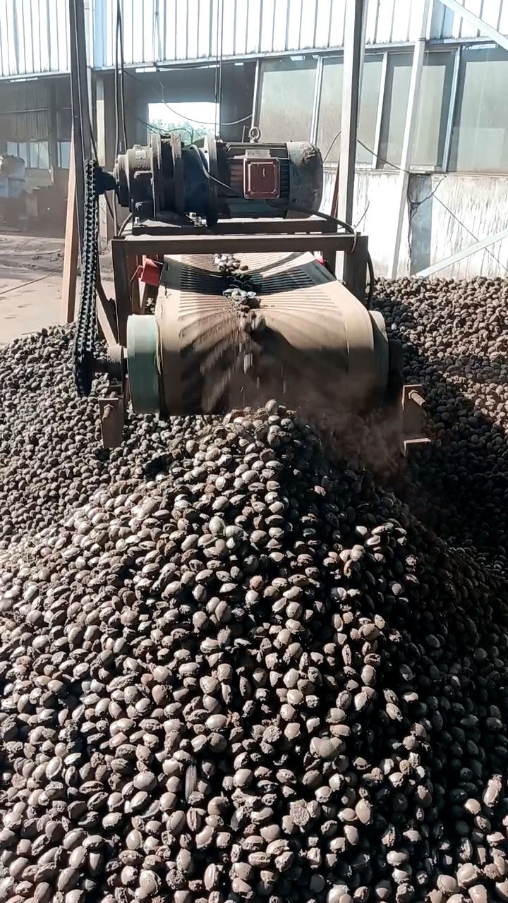 除塵灰利用率低 1招節(jié)省原料費(fèi)